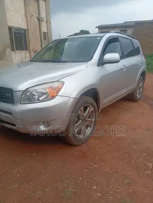Toyota RAV4 2008 Silver