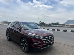 Hyundai Tucson Limited FWD 2016 Burgundy