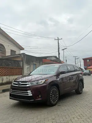 Toyota Highlander XLE 4dr SUV AWD (3.5L 6cyl 6A) 2015 Maroon