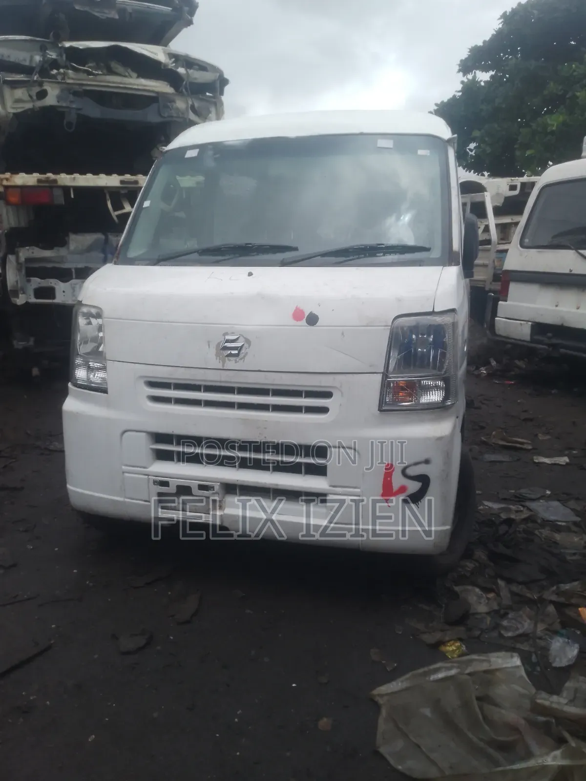 Suzuki Every 2012 White