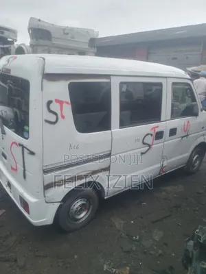 Suzuki Every 2012 White