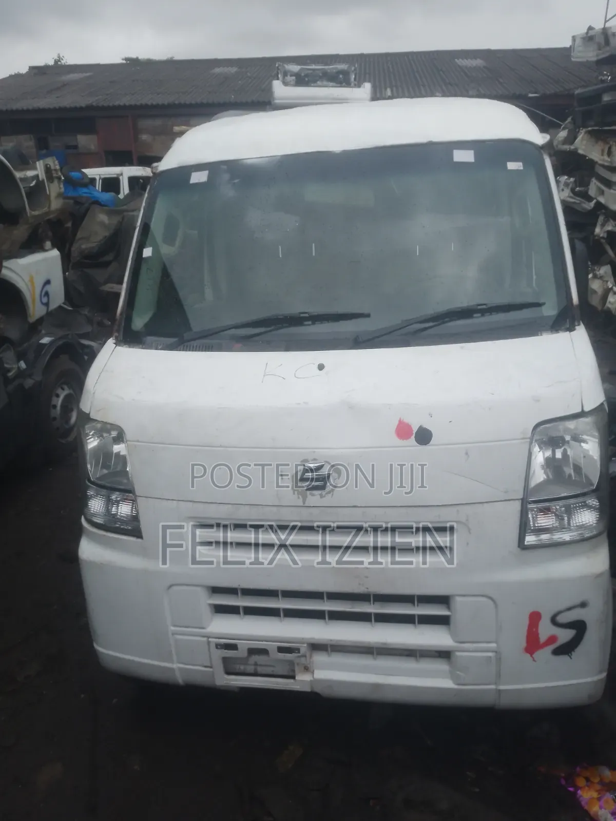 Suzuki Every 2012 White
