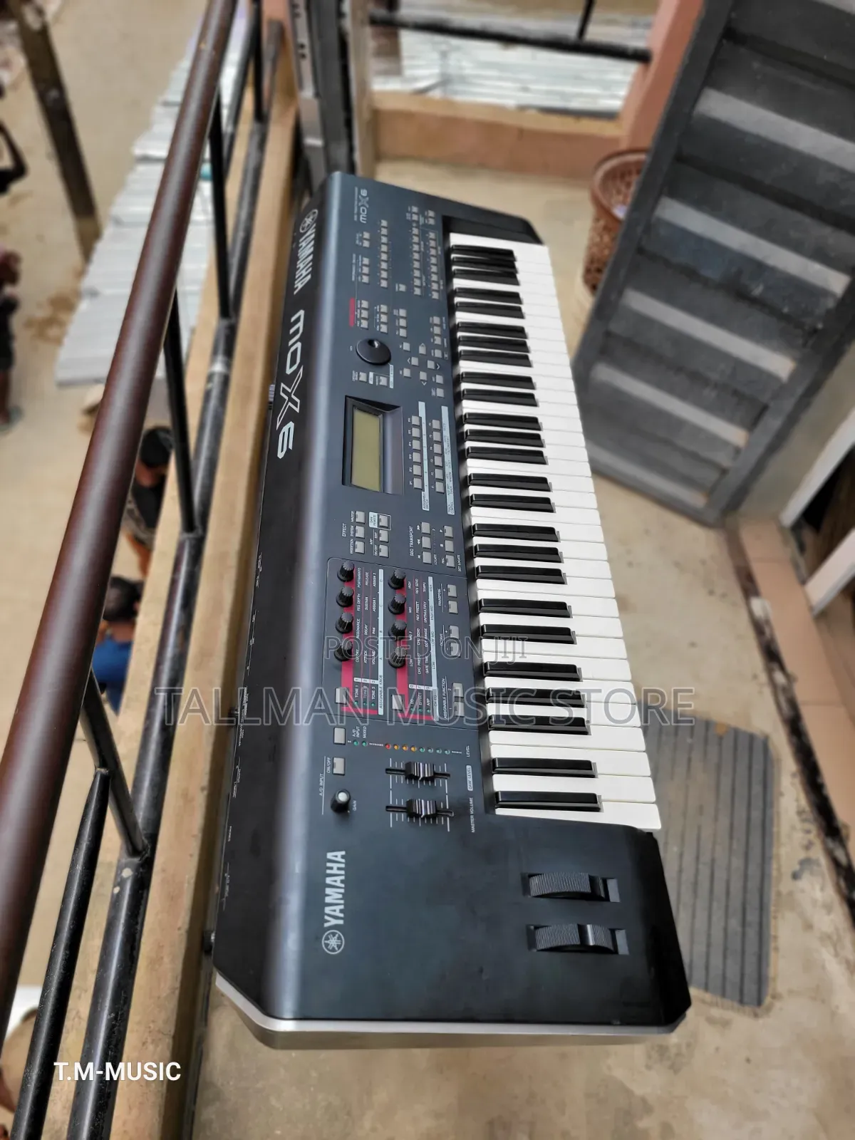 Yamaha Mox6
