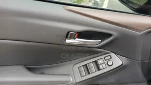 Toyota Avalon 2025 Black