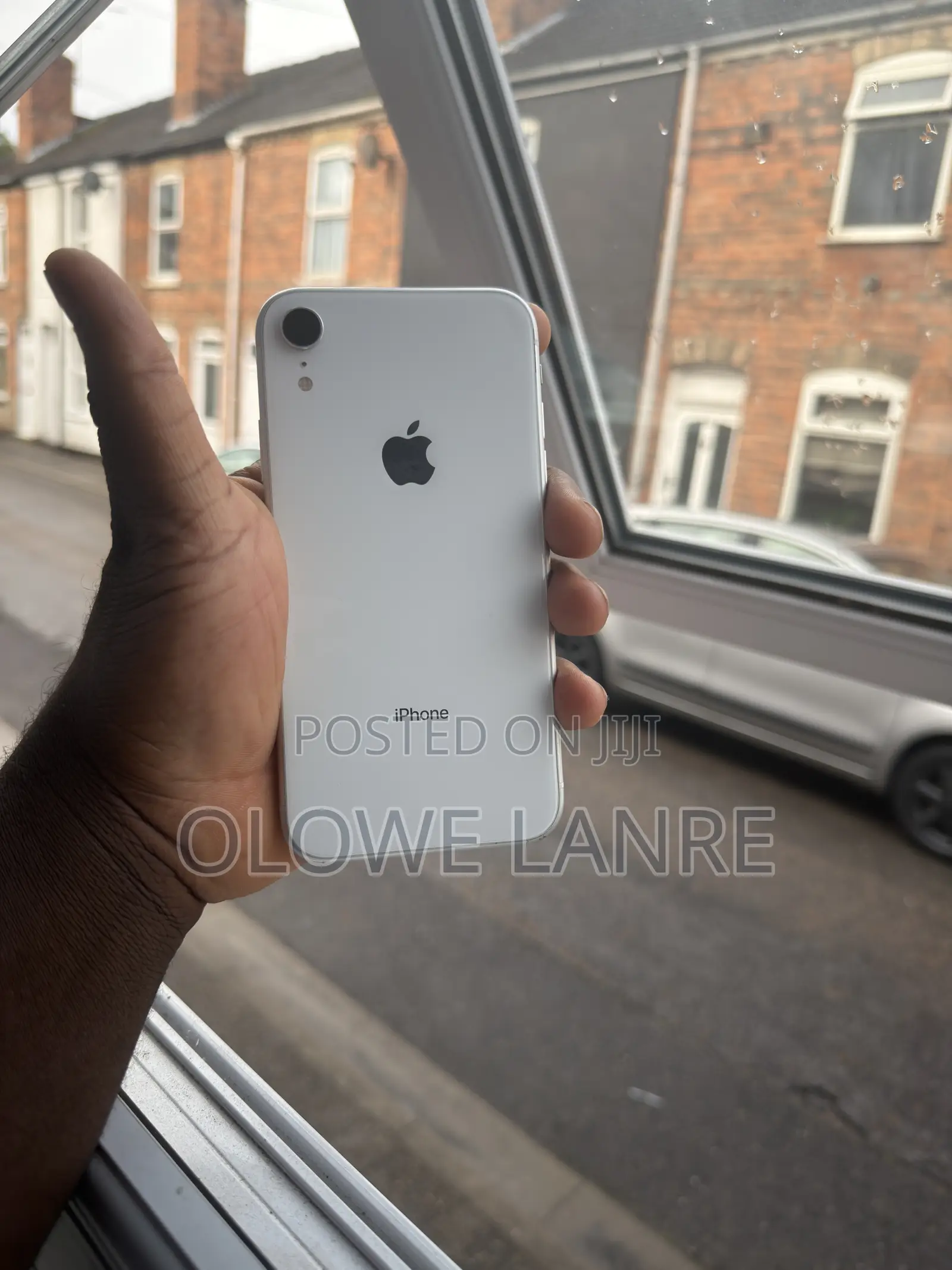 Apple iPhone XR 64 GB White