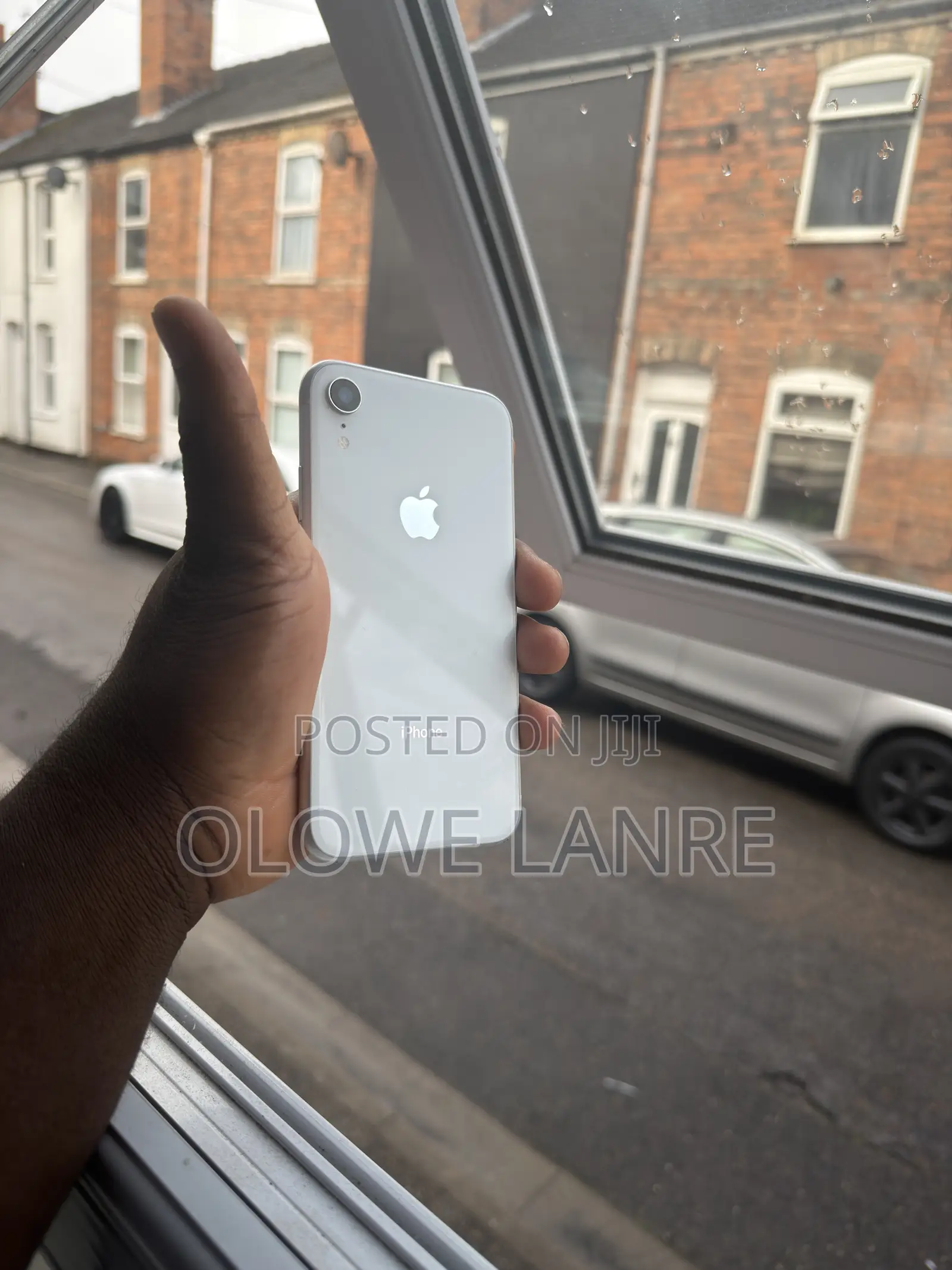 Apple iPhone XR 64 GB White