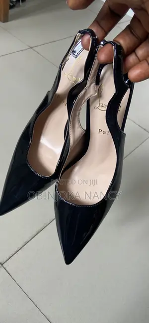 Quest Win Shoes(Paris)