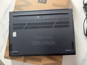 Laptop Asus Vivobook Pro 14 OLED 16GB AMD Ryzen 7 SSD 1T