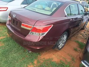 Honda Accord 2010 Maroon