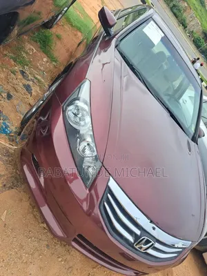 Honda Accord 2010 Maroon