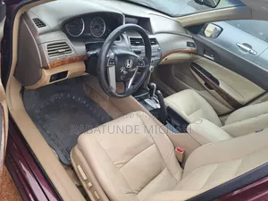 Honda Accord 2010 Maroon