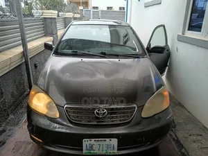 Toyota Corolla 2005 Gray