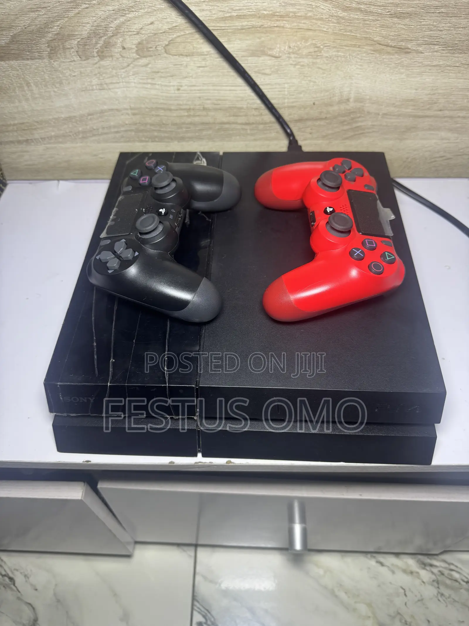 Play Station 4