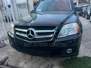 Mercedes-Benz GLK-Class 2010 Black