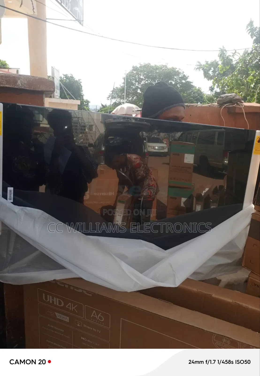 Hisense 58" TV