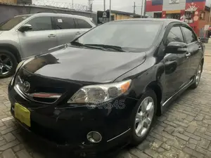 Toyota Corolla 2009 Black