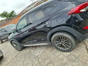 Hyundai Tucson 2017 Black