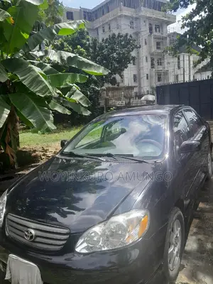 Toyota Corolla 2004 Black