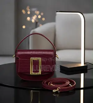 Elegant Women’s Shoulder Bag