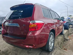 Toyota Highlander 2010 Maroon