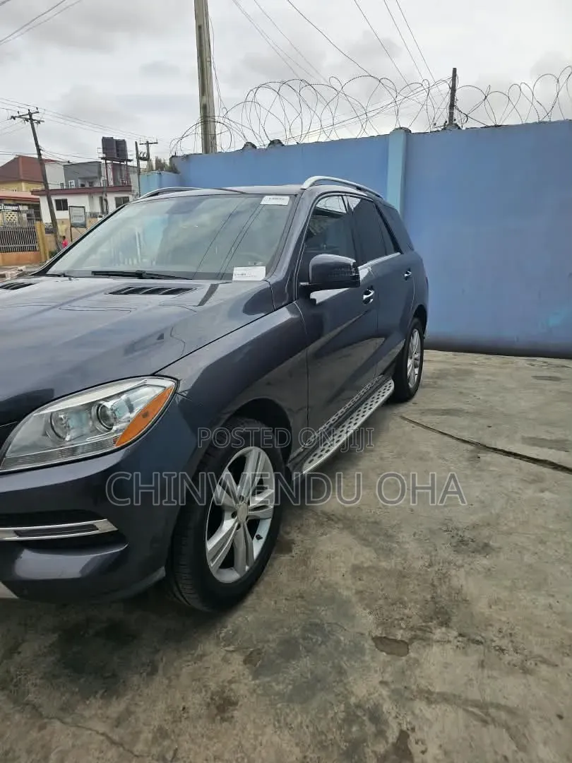 Mercedes-Benz M Class 2013 Blue