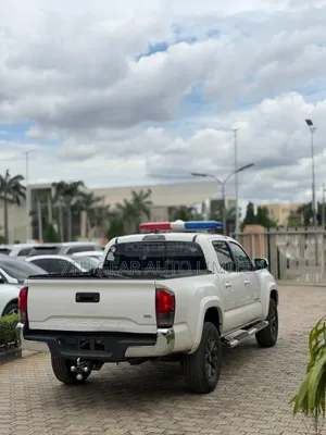 Toyota Tacoma 2020 White
