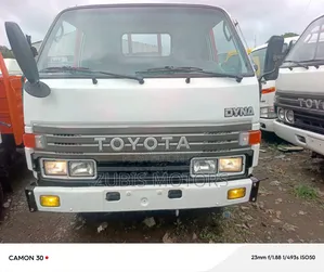 Dyna 200
Petrol  Engine Normal Hand