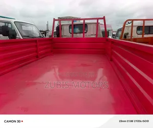 Dyna 200
Petrol  Engine Normal Hand