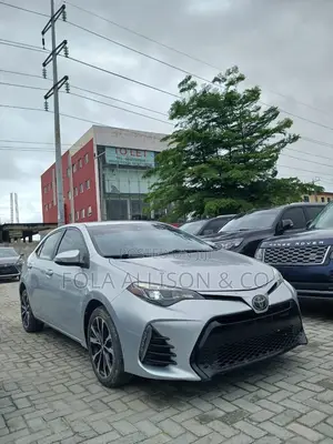 Toyota Corolla LE ECO 4dr Sedan (1.8L 4cyl CVT) 2017 Silver