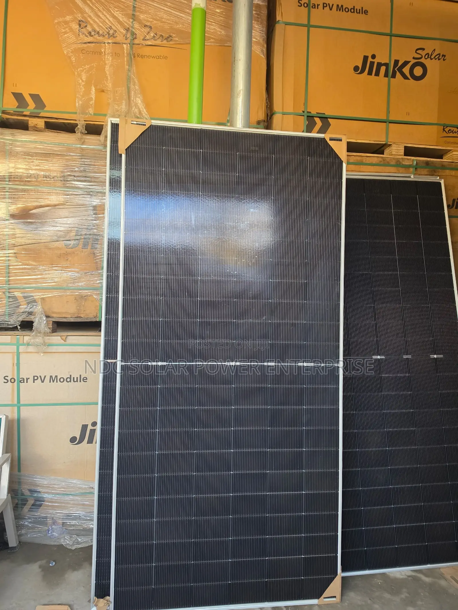 ORIGINAL JinKö Solar Panel www.jinkosolar.com 630w