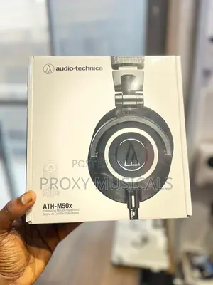 Audio-Technica ATH M50x Professional Studio Monitoring Headphones
