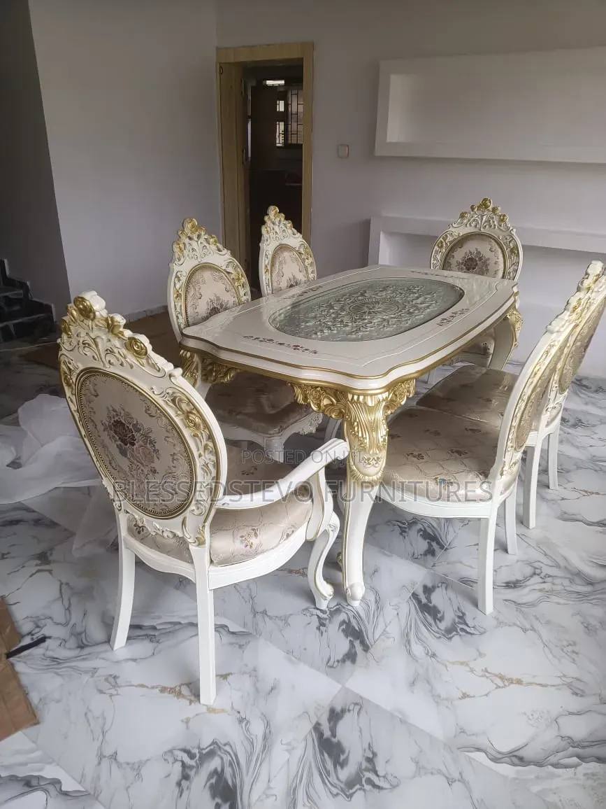 Royal Dining Table Cream and Gold