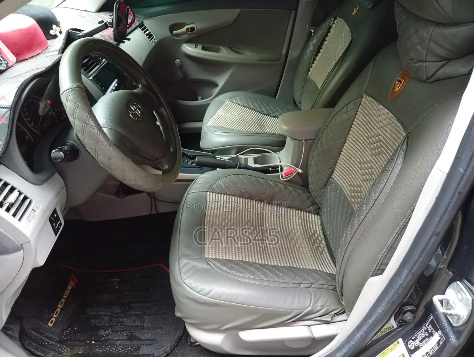 Toyota Corolla 2010 Gray