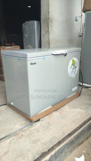 Bona 318litets AC and Dc Freezer Available