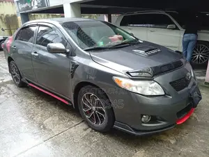 Toyota Corolla 2010 Gray