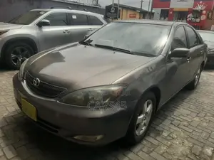 Toyota Camry 2003 Gray