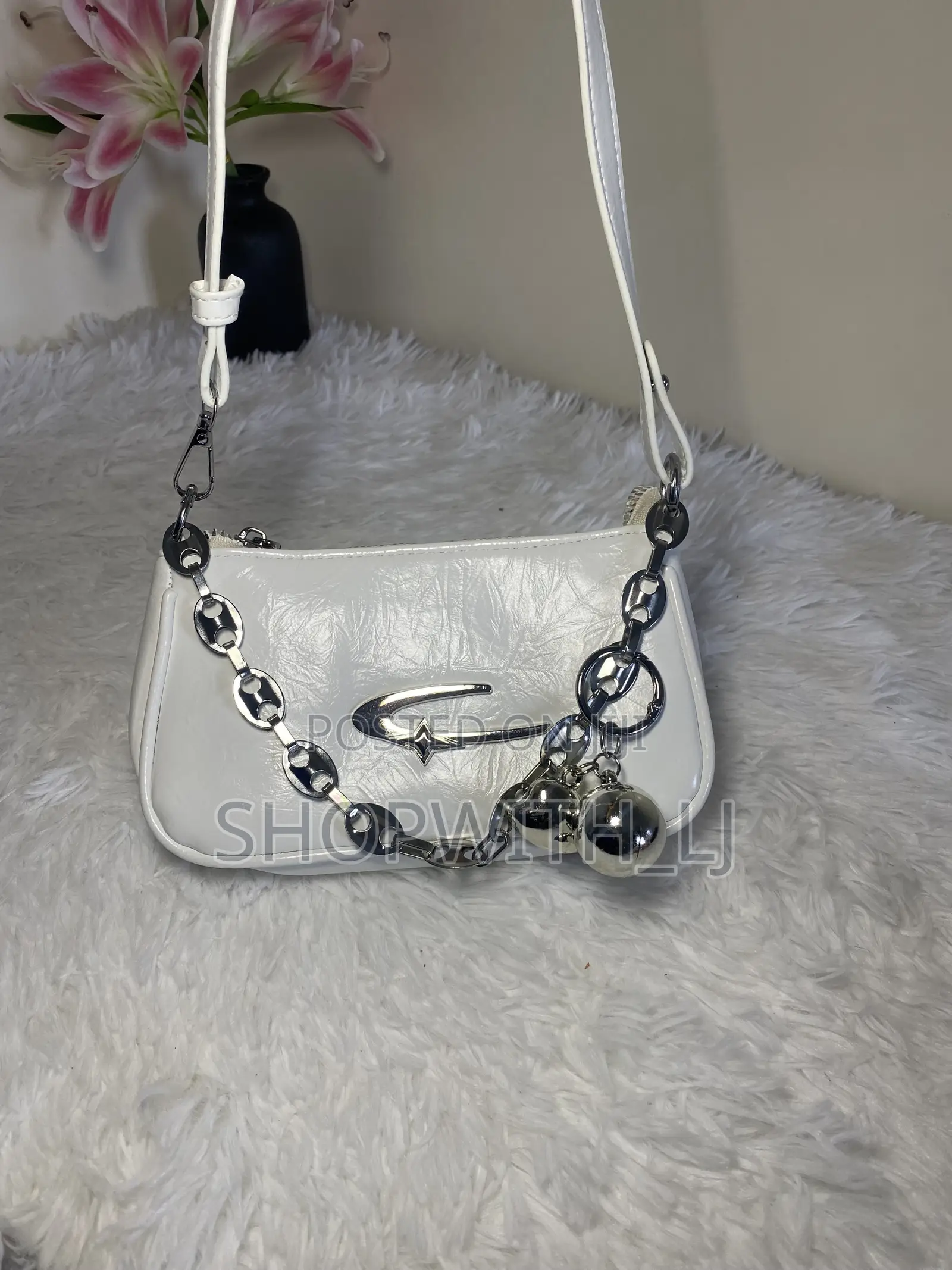 Trendy Chain Shoulder Bag