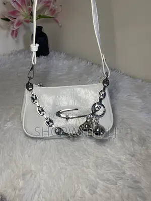 Trendy Chain Shoulder Bag