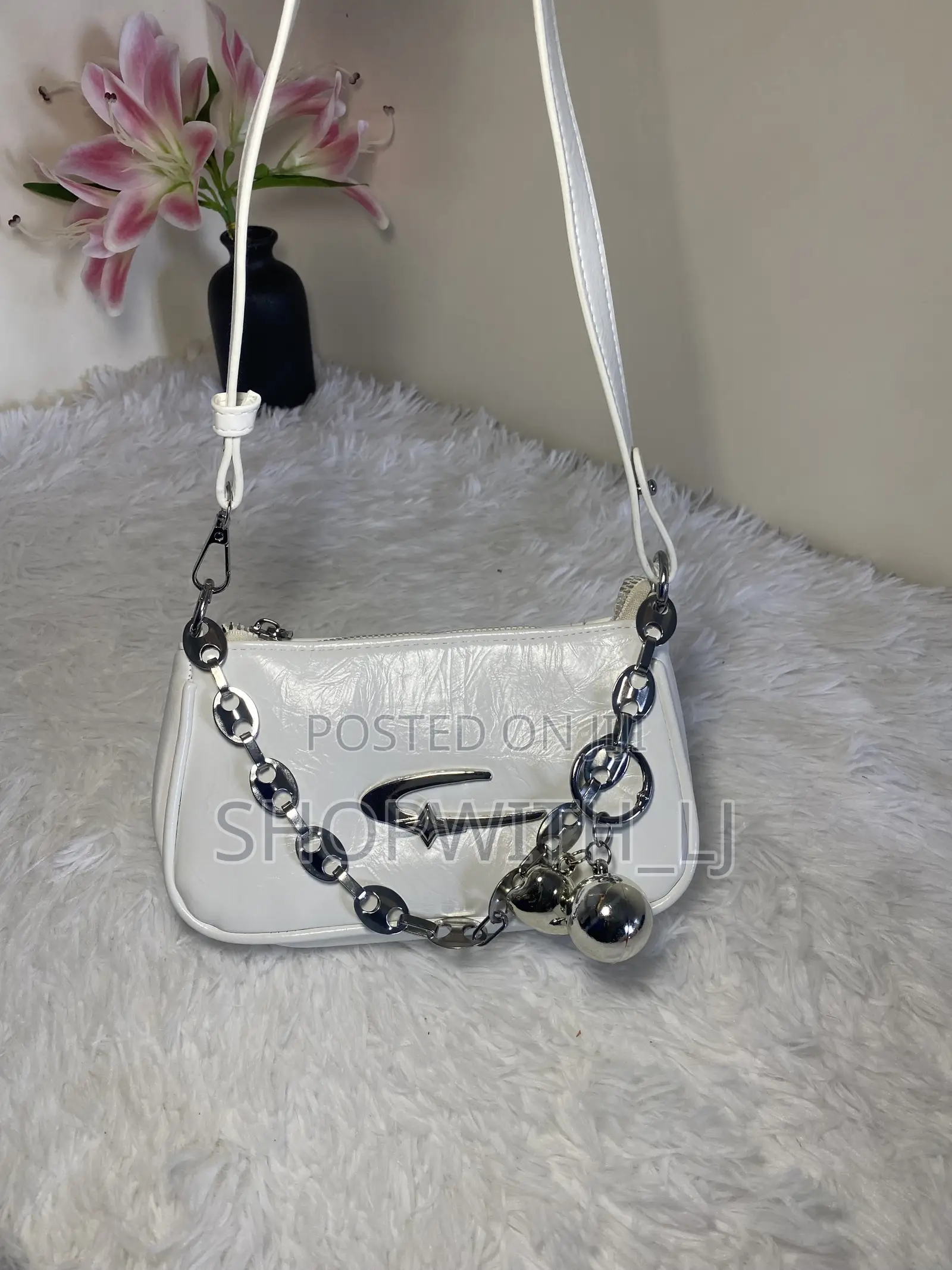 Trendy Chain Shoulder Bag