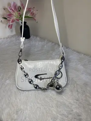 Trendy Chain Shoulder Bag