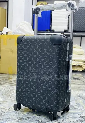 Louis Vuitton Size Luggage Bag 💼