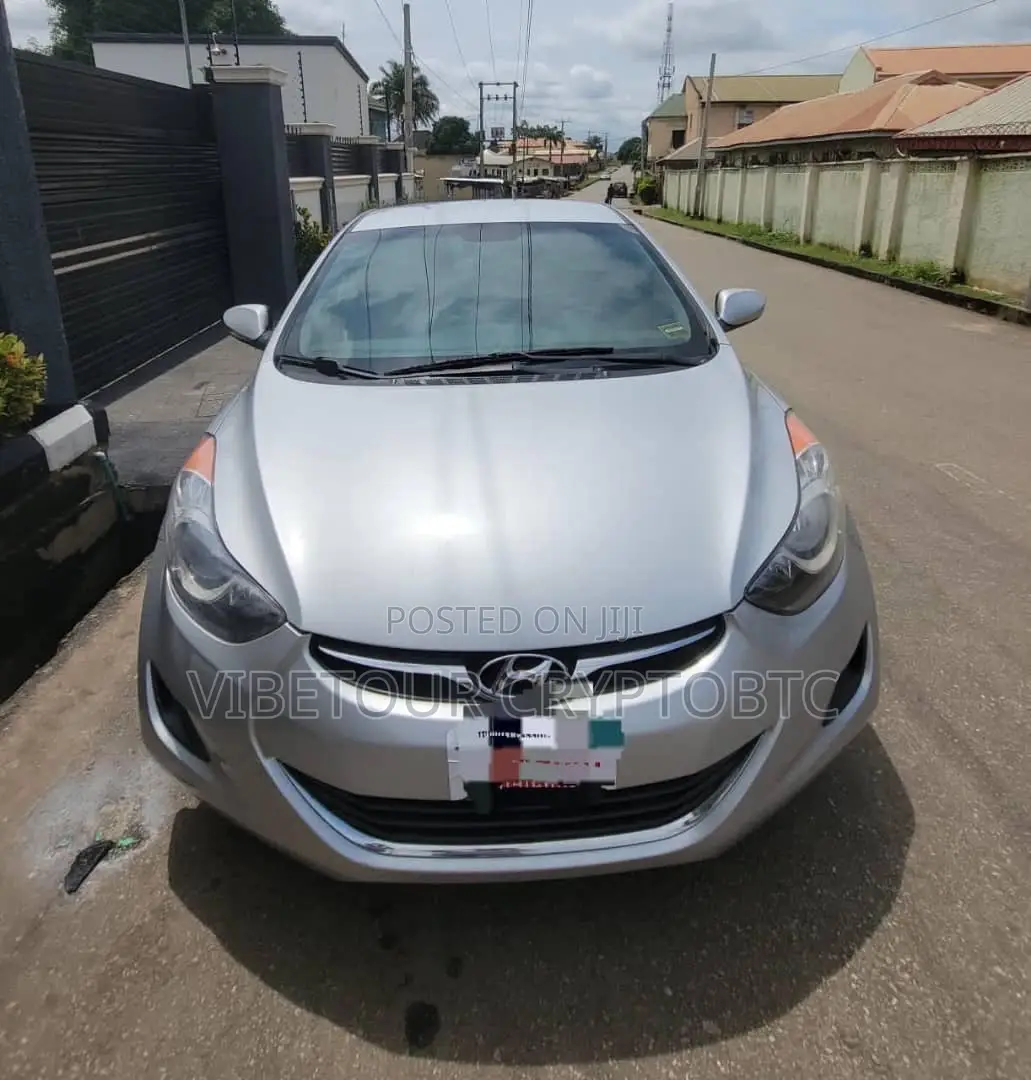 Hyundai Elantra 2013 Silver