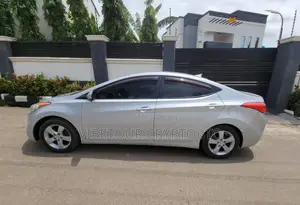 Hyundai Elantra 2013 Silver