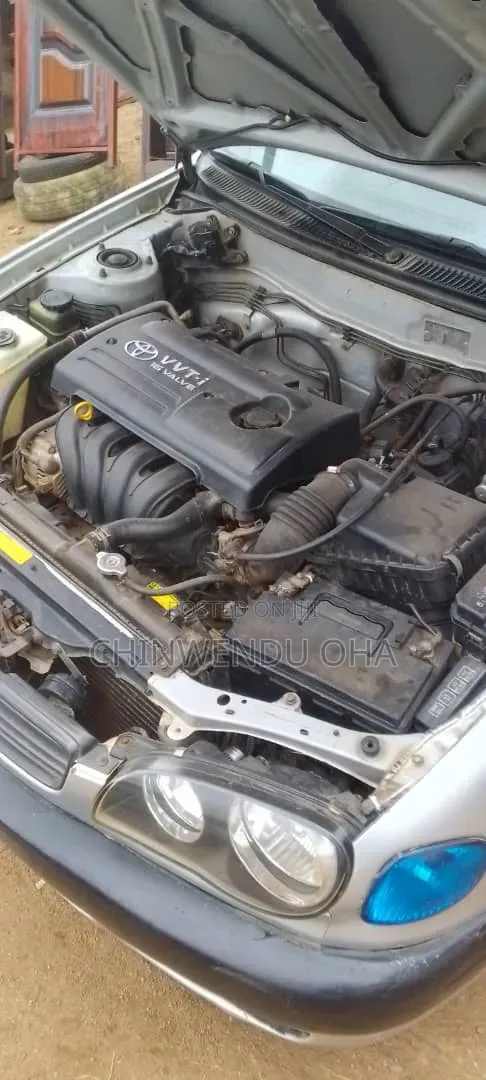 Toyota Corolla 2005 Silver