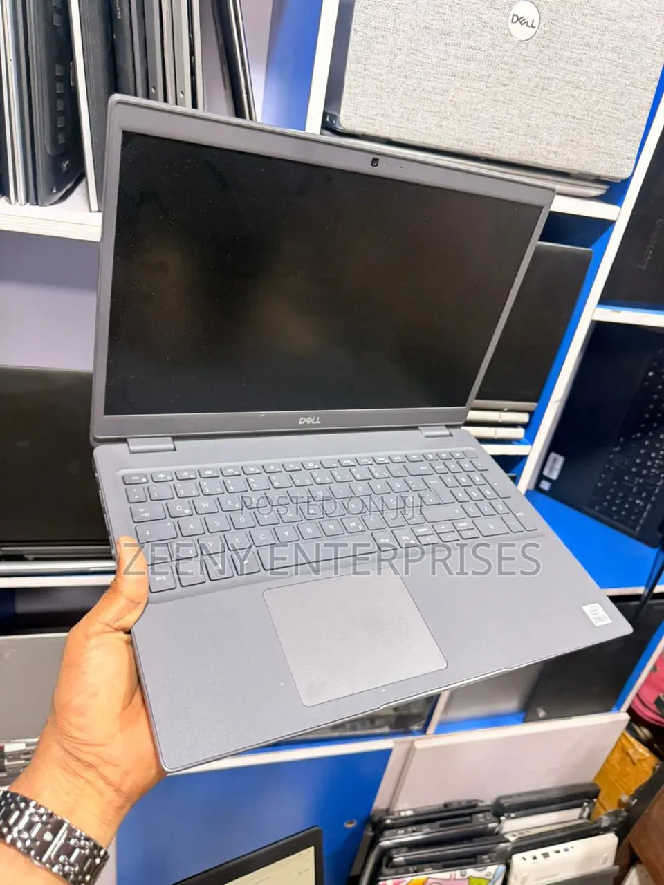 Laptop Dell Latitude 3510 8GB Intel Core i5 SSD 512GB