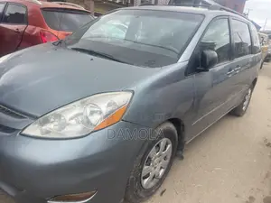 Toyota Sienna 2008 Blue