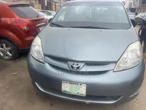 Toyota Sienna 2008 Blue
