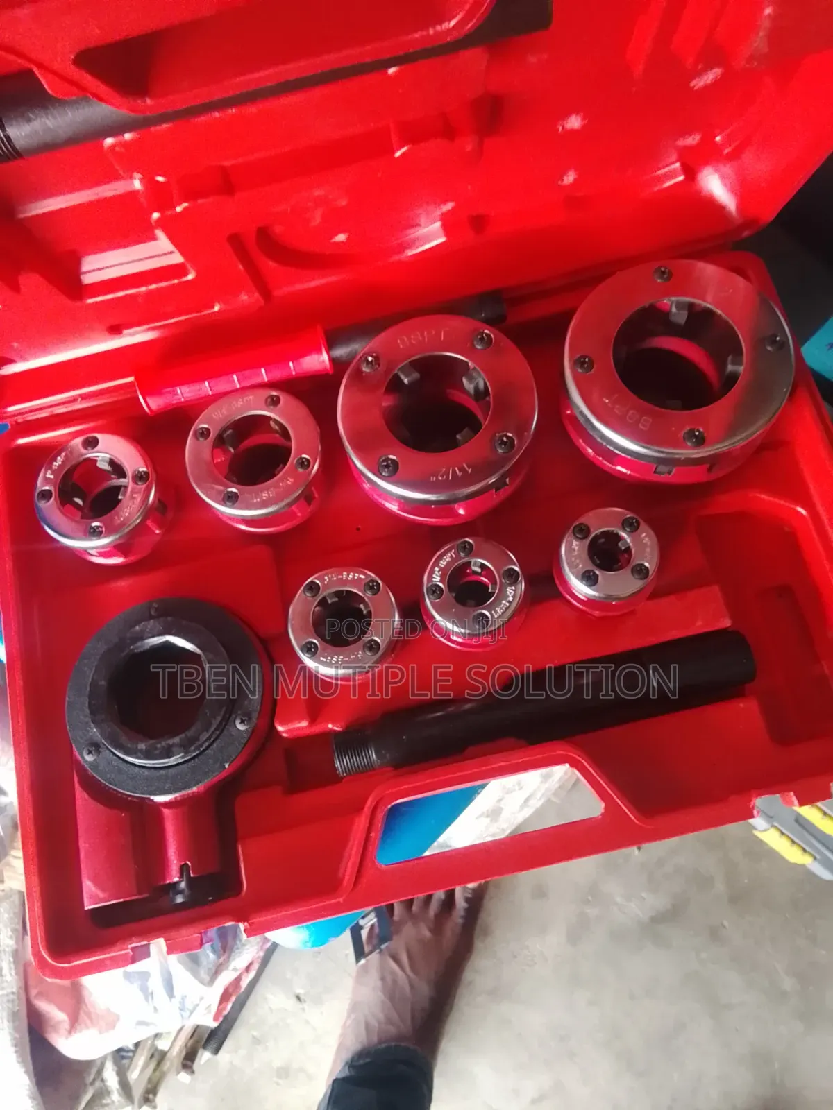 2" 7-Size Manual Ratchet Pipe Threader Kit or Die Stock