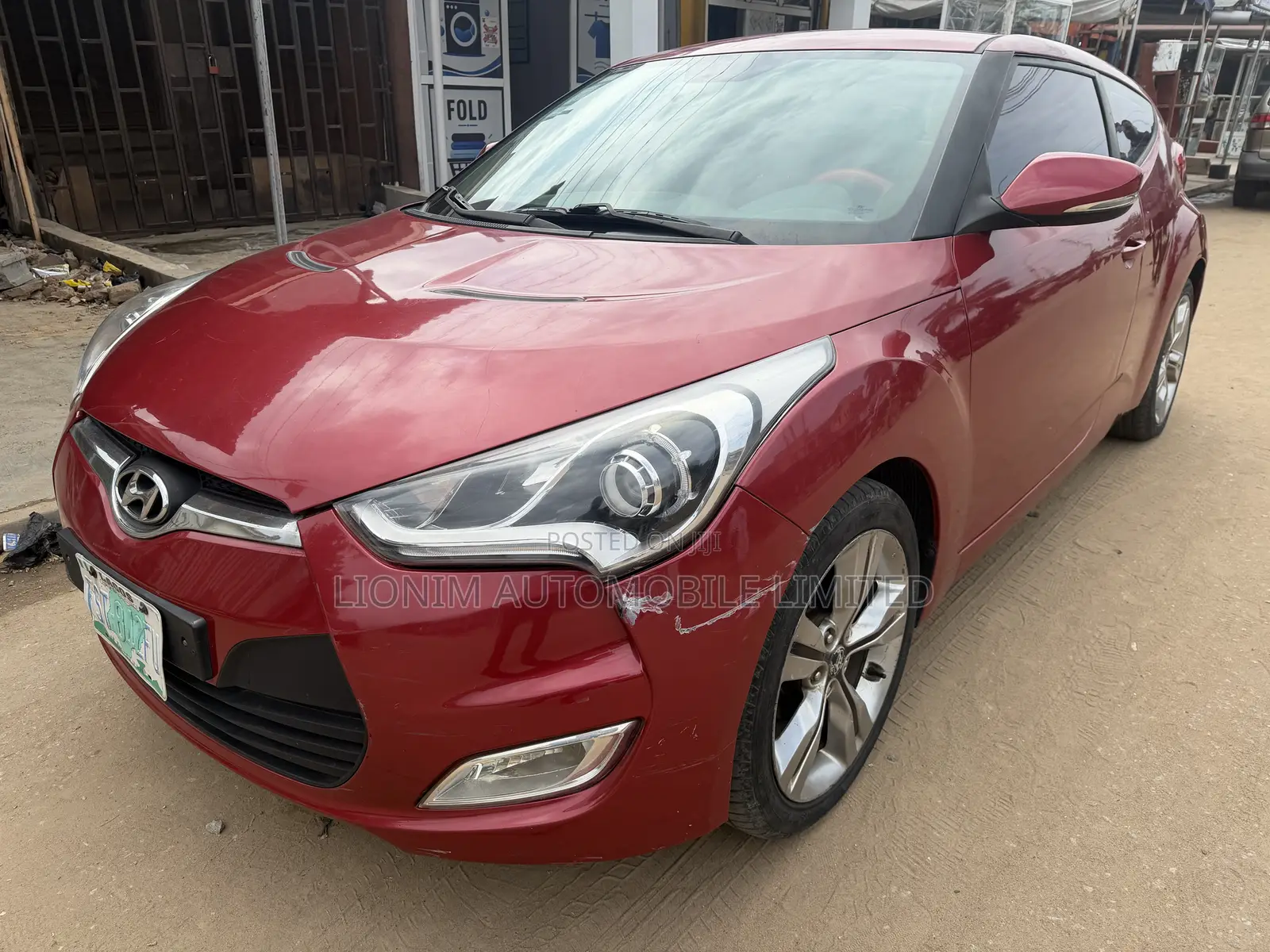 Hyundai Veloster 2011 Maroon