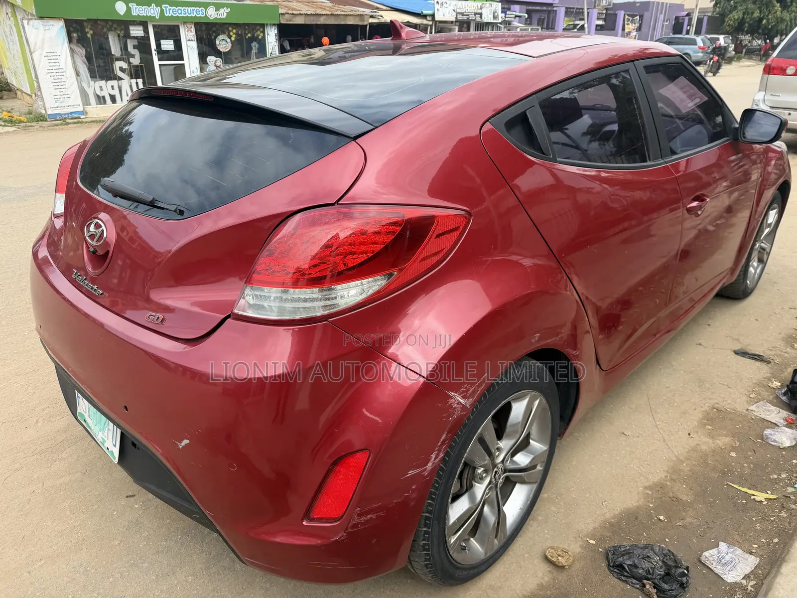 Hyundai Veloster 2011 Maroon